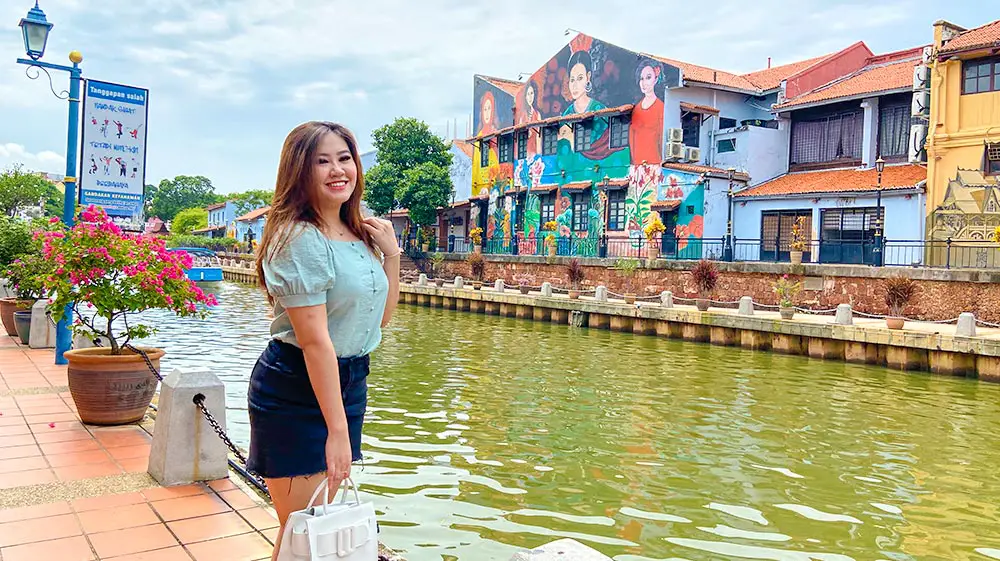 valerie-malaysia-travel-blogger-in-malacca