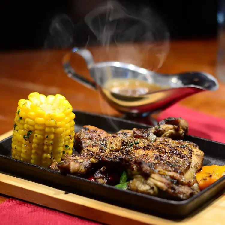 steak served in harvest cafe