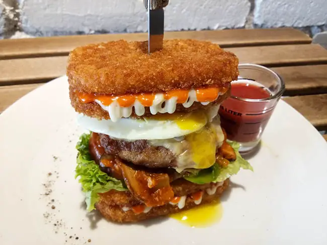 fish nugget burger
