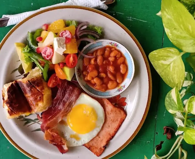 breakfast platter from vintage green cafe melaka