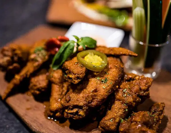 fried-chicken-wings-served-in-star-cafe-in-taman-desa