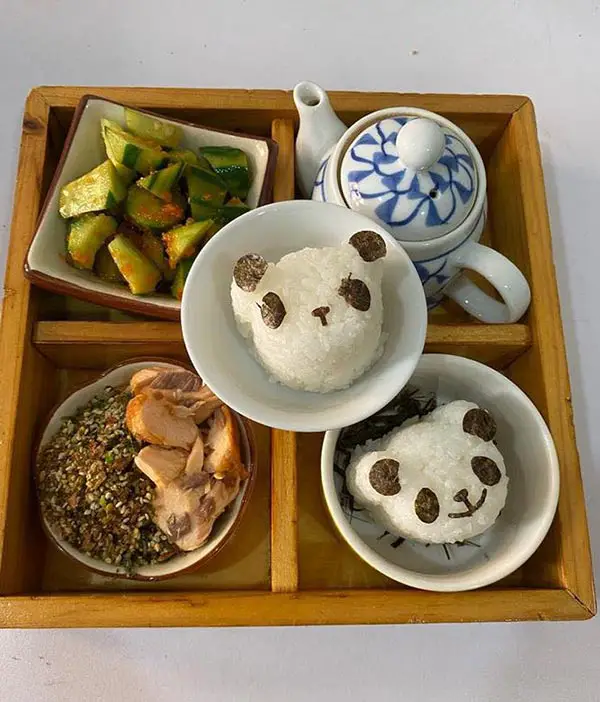 panda-bento-from-aka-cafe