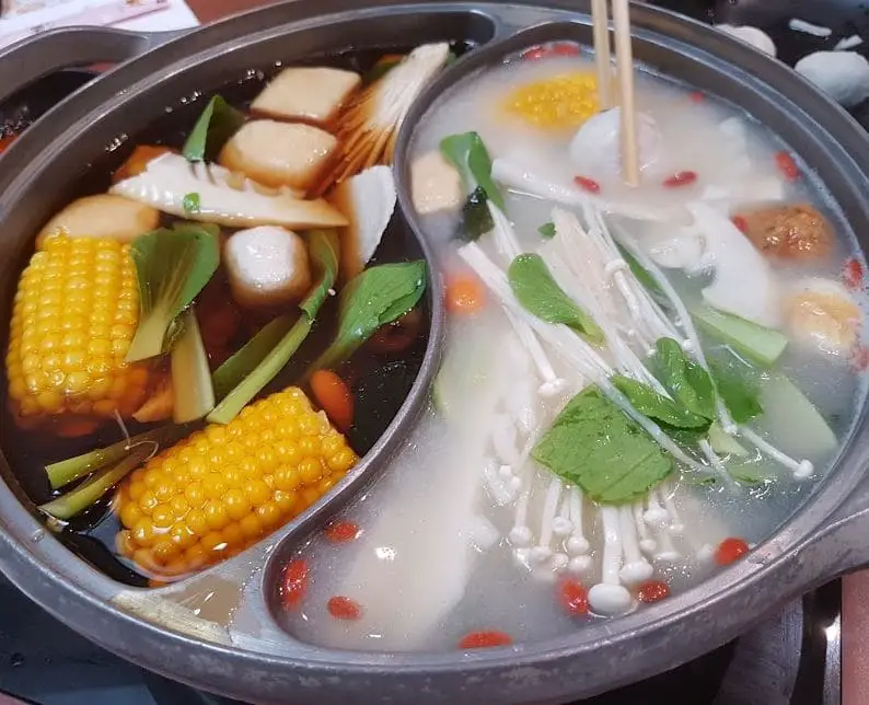 ginseng soup and sukiya broth is the favorite of customers for this bugis hotpot