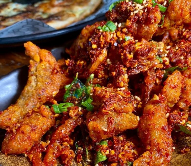 hot and spicy fried chicken of joo bar bugis korean food