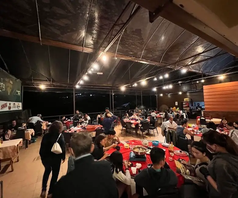 interior of jin jin steamboat in cameron highlands