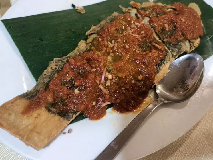 vegetarian fish served in supreme vege near bugis