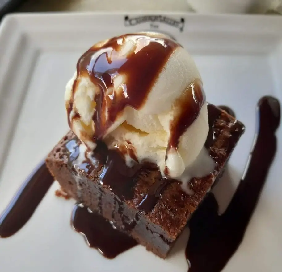 ice cream brownie for breakfast at cameron valley tea house 2