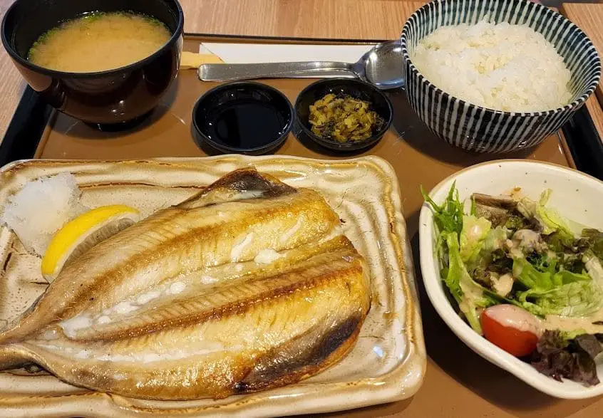 mackerel fish japanese food set at yayoi in bugis singapore