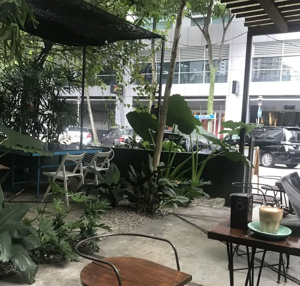 outdoor seat of feeka coffee roasters cafe