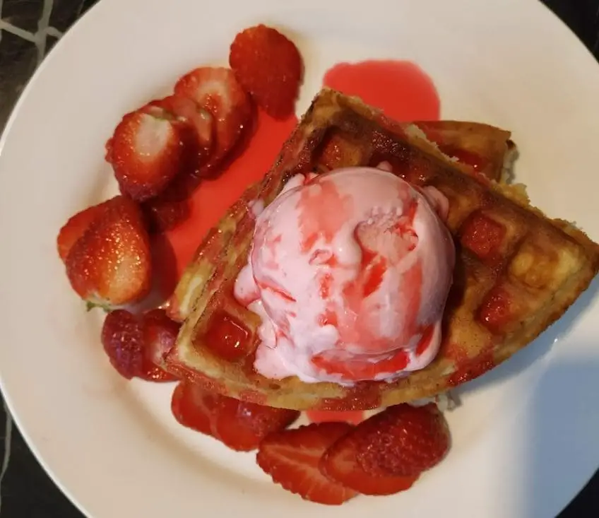 strawberry waffles served in cameron valley tea house 1