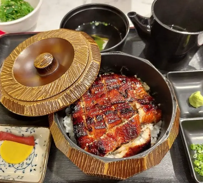 unagi rice bowl served in una una japanese food in bugis