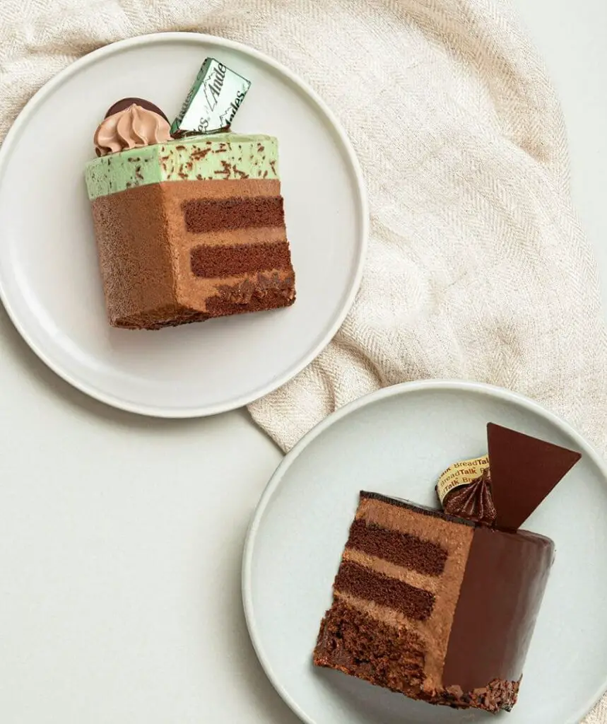 chocolate and mint cake slice on display at breadtalk