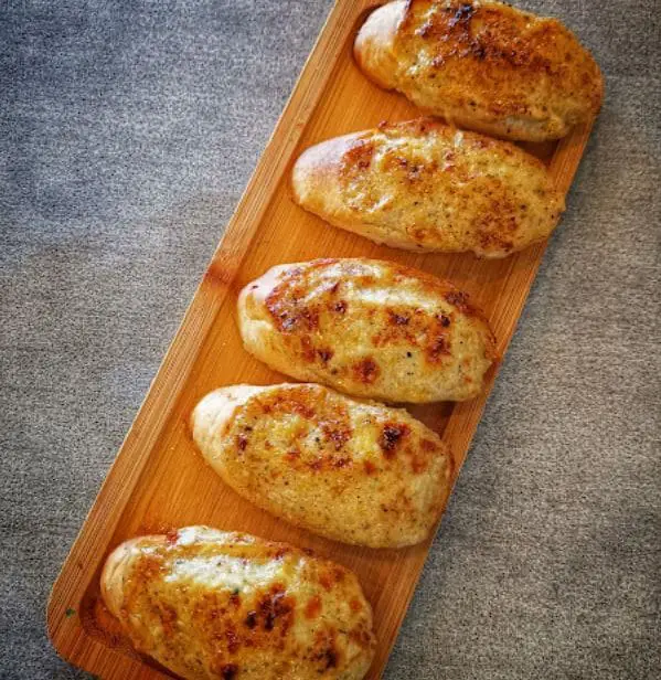 garlic bread by xii chan in penang
