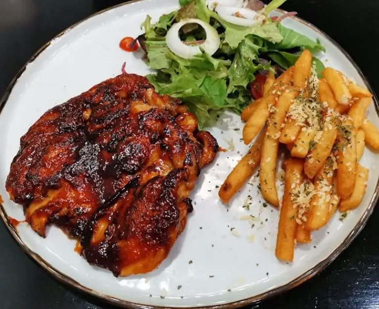 grilled bbq chicken chop with fries and fresh garden salad at big ben breakfast and western food penang
