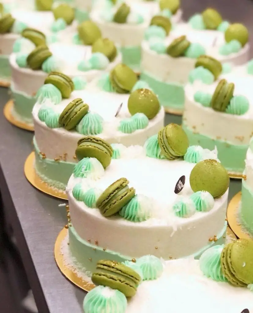 ondeh ondeh macaron cake by butter studio a bugis cake shop