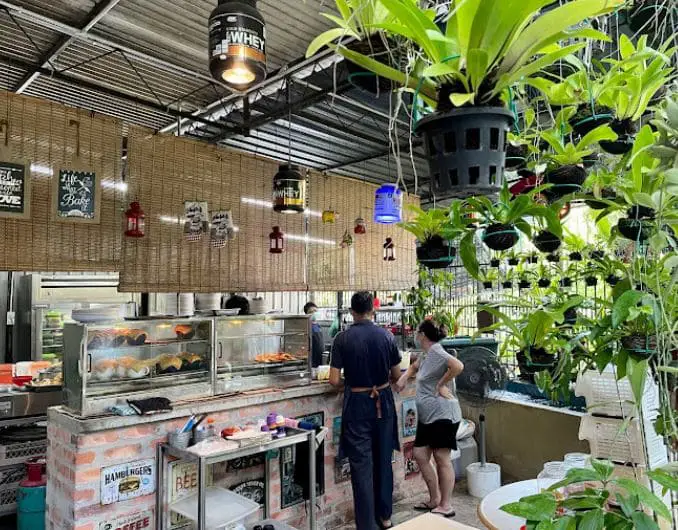 vibe inside yaws roast and grill cafe penang