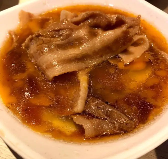 beef slice broth served at keisuke gyoza king in tanjong pagar