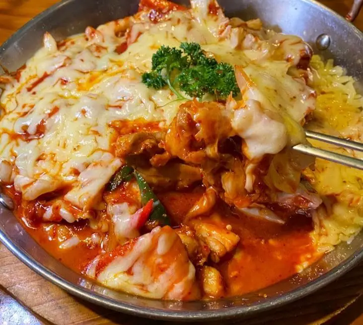 kimchi cheese with cabbage at todamgol tanjong pagar singapore