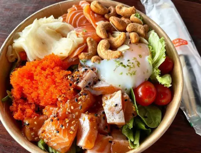 salmon pokebowl by salmon samurai