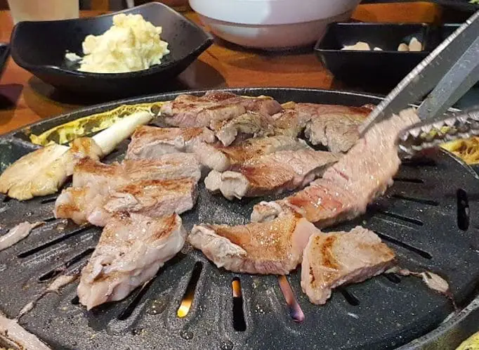 samgeyeopsal at mimi korean bbq restaurant