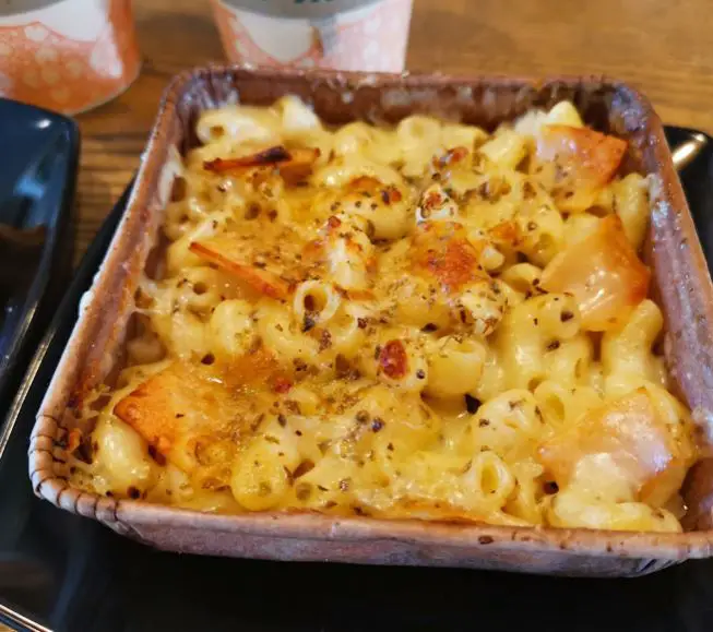 pasta served in starbucks