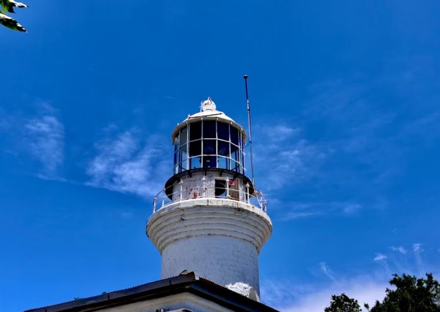 tip of the muka head lighthouse