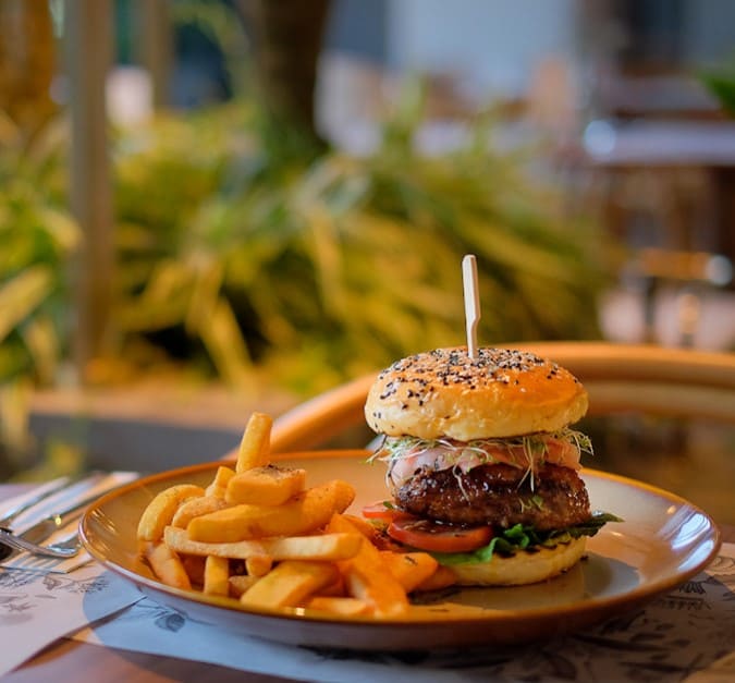 Botanica+Co bangsar cafe burger