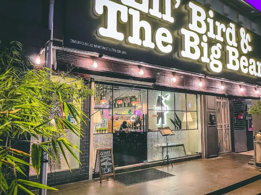 Lil' Bird & The Big Bear Cafe subang
