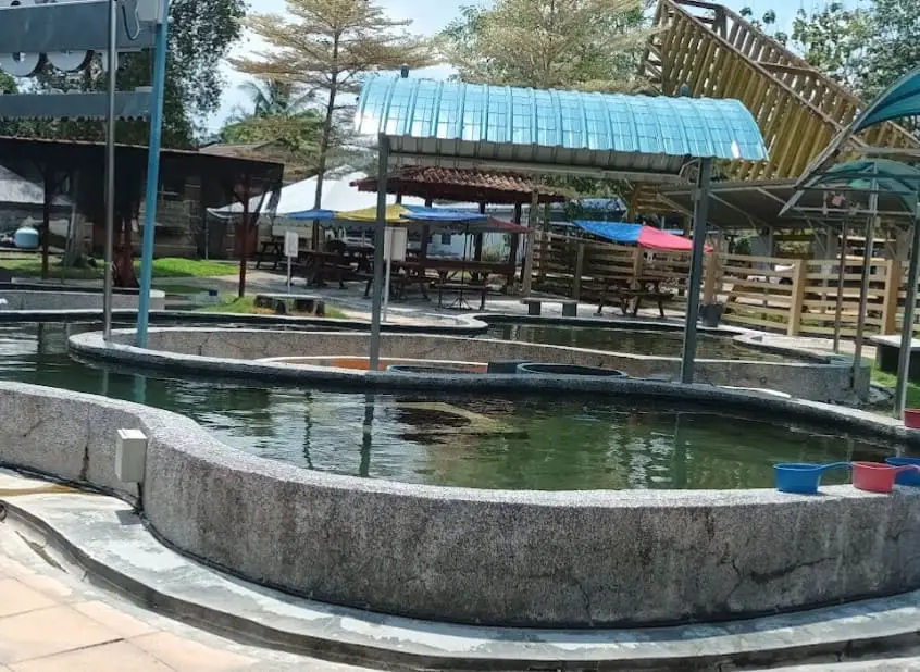 cherana putih hot spring is one of the best places to visit in melaka for a dip