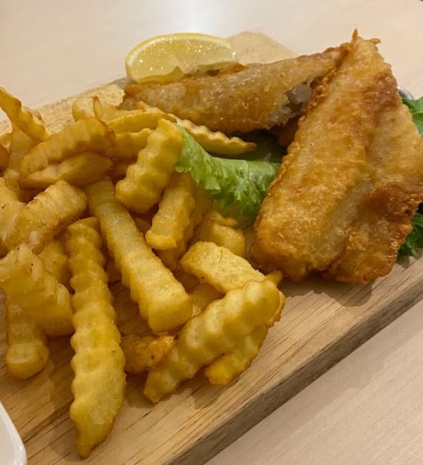 classic fish and chips Espoir Cafe SS15