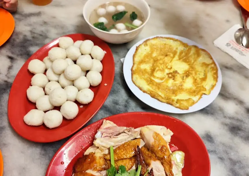 meal set at Ee Ji Ban Chicken Rice Ball