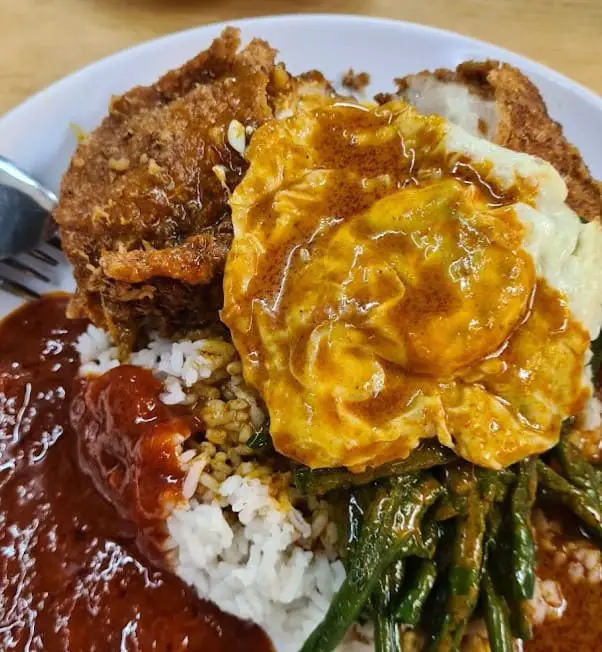 mixed rice at Lim Fried Chicken