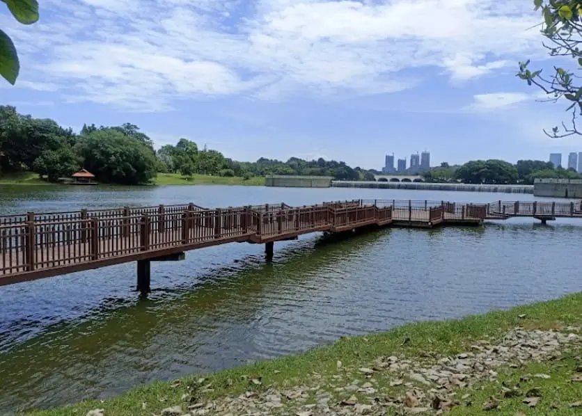 Putrajaya Lake