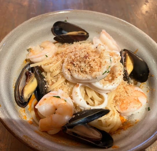 Taverna Mercatto seafood pasta
