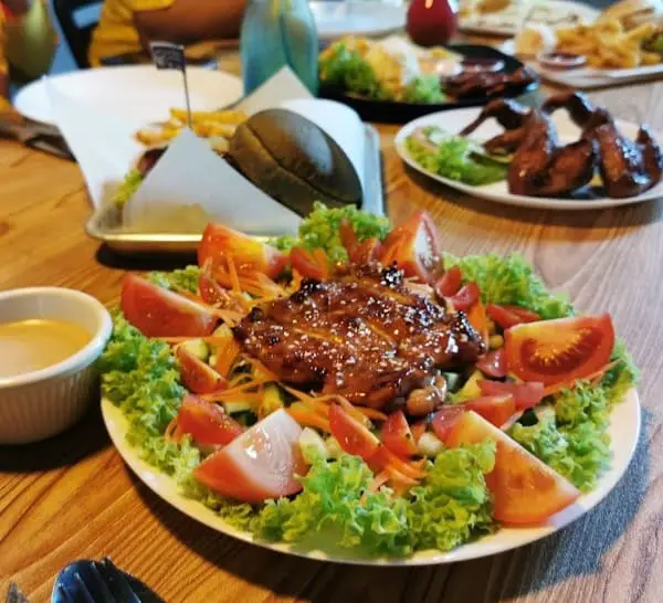 chicken roast with salad wreath at Owl City Cafe western food melaka