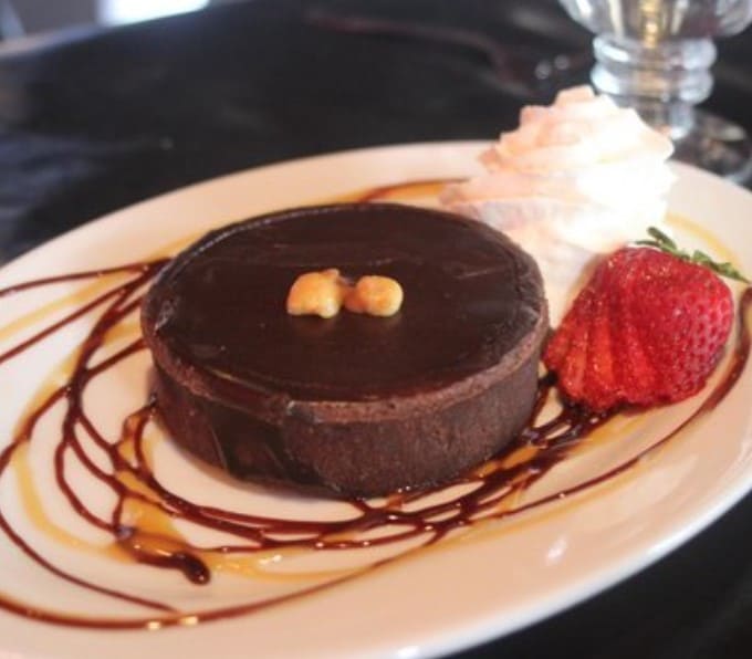 chocolate dessert at La Spaghett Pasta House in hamilton district