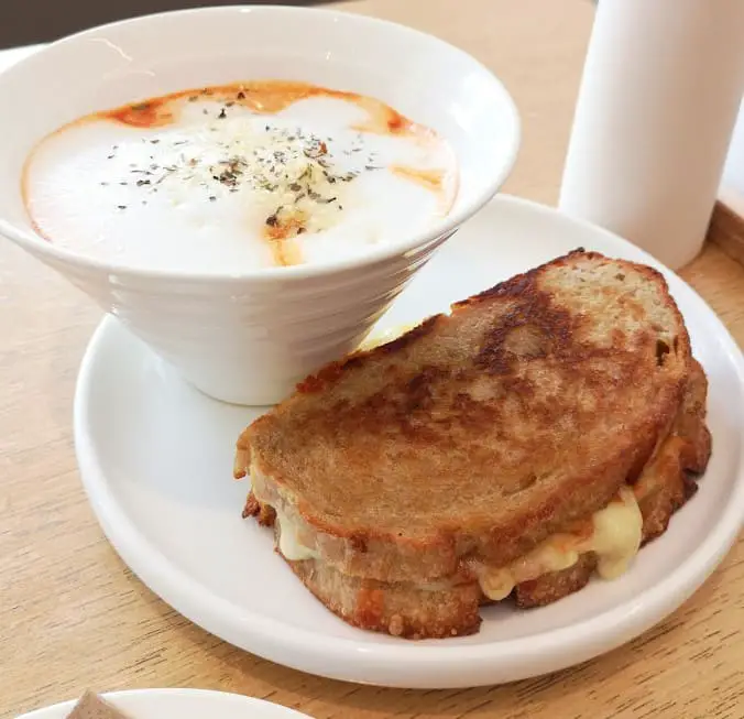 eggs and toast from W Cafe & Dining pj