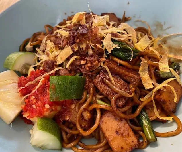 fried noodles from Baba Low Bangsar Utama