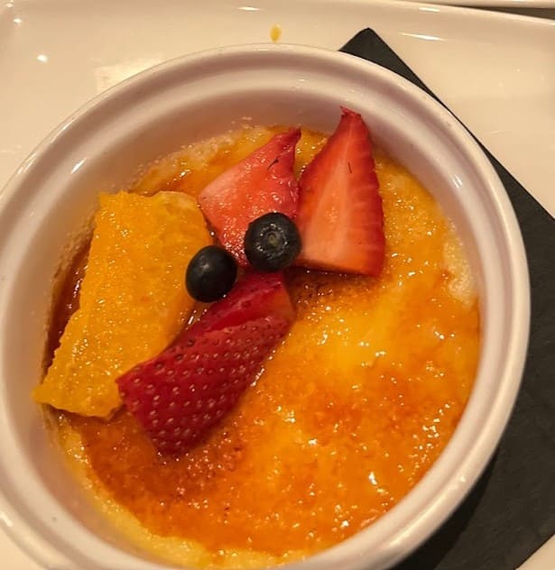 fruit custard from Carisma italian food