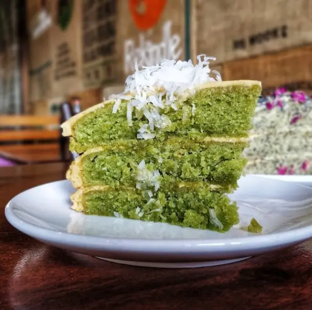 green cake at Rekindle