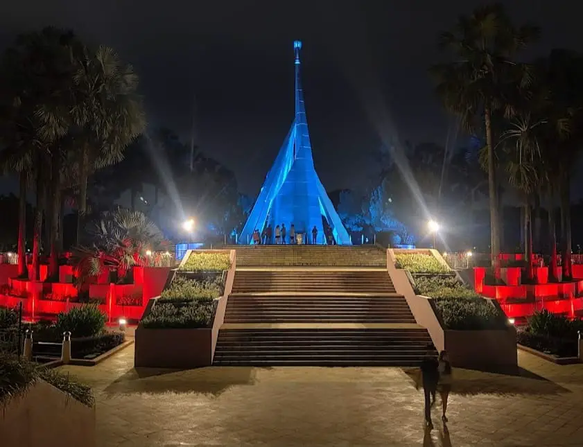 lighting sculpture in Taman Putra Perdana