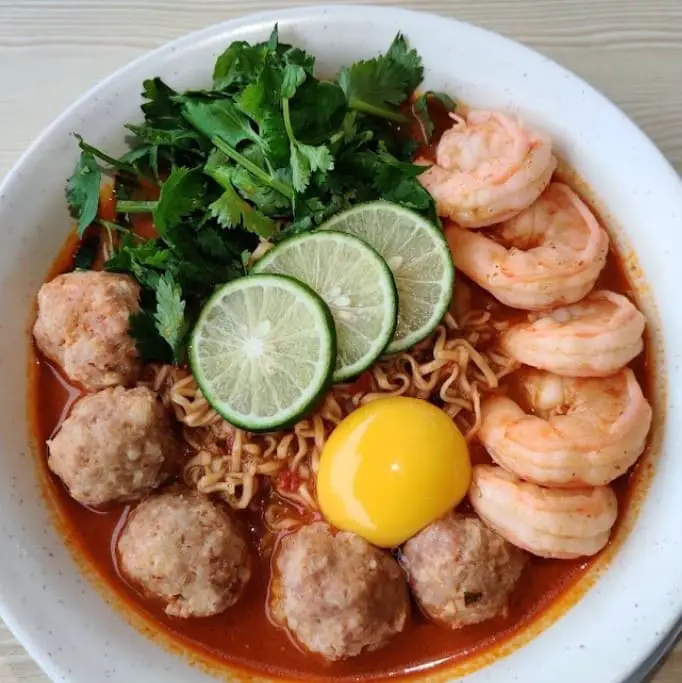 meatball and prawn noodles from Thai Street Food
