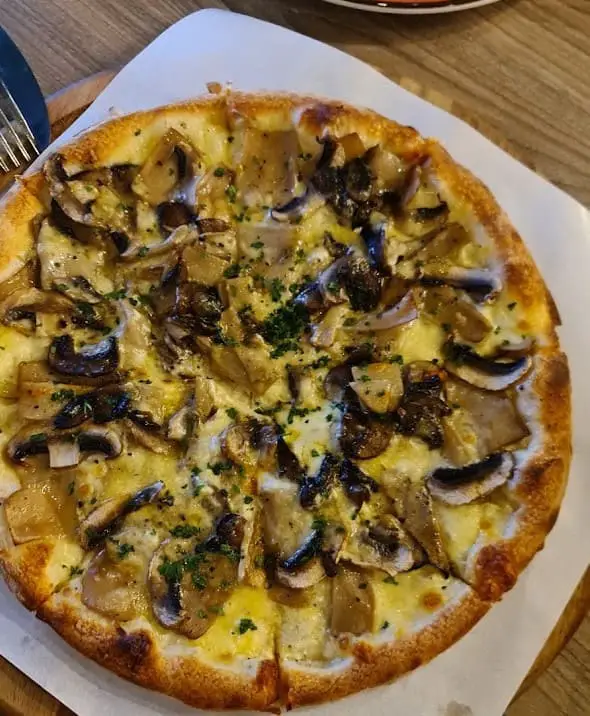 mushroom pizza from Farm To Plate