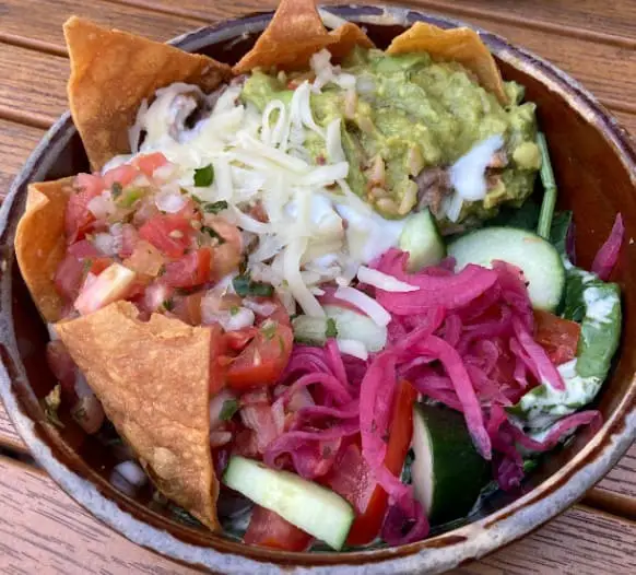 nachos bowl from Barrio Cervecería