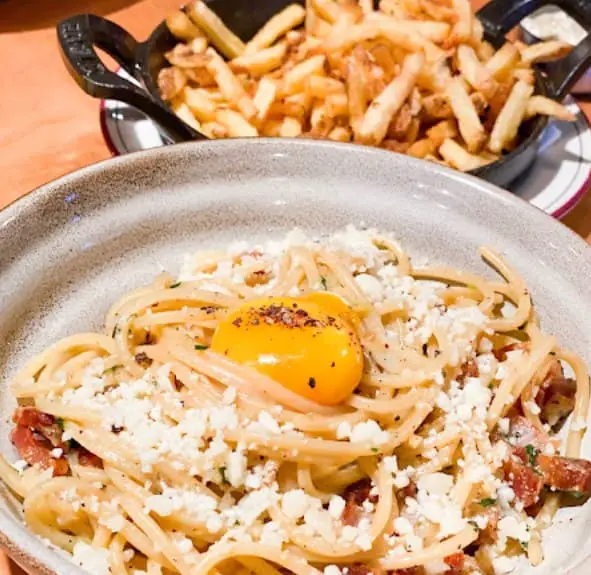 pasta and fries from Taverna Mercatto