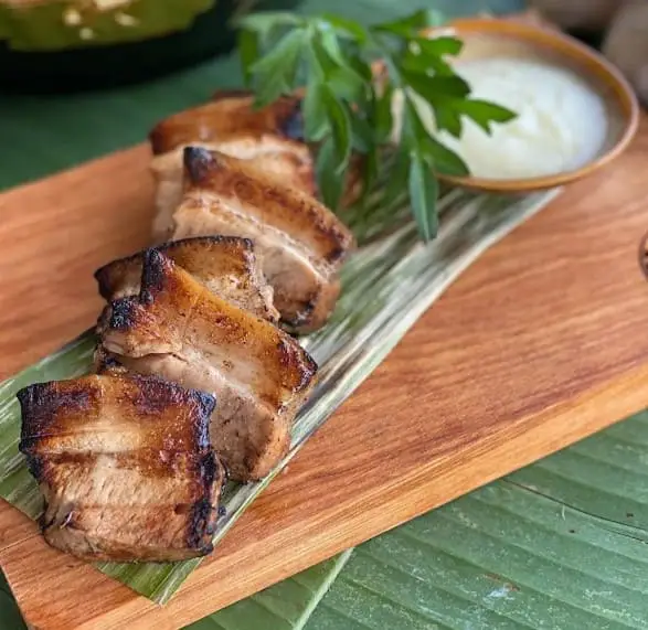 roasted pork from The KamCheng 感情 nyonya food melaka