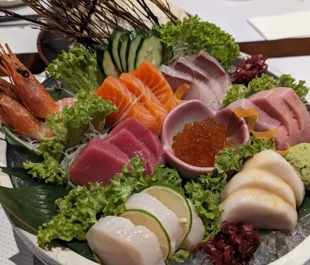 sashimi bowl from Minori Japanese Restaurant