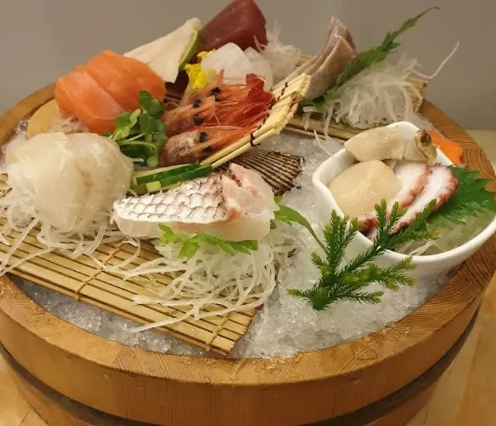 sashimi variety bucket of Kinpachi Japanese Restaurant