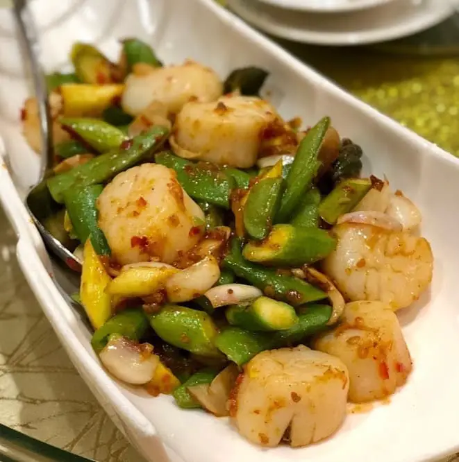 scallop and stir fried vegie from Ee Chinese Cuisine