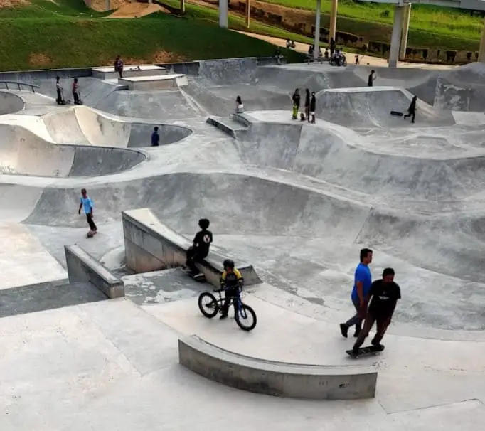 skateboard arena in Taman Cabaran